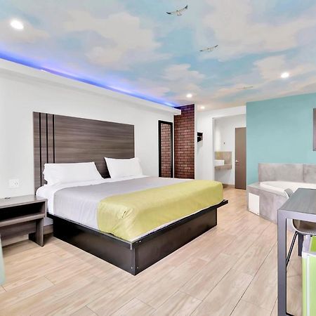 Exclusivo Inn And Suites Lakewood Exterior foto