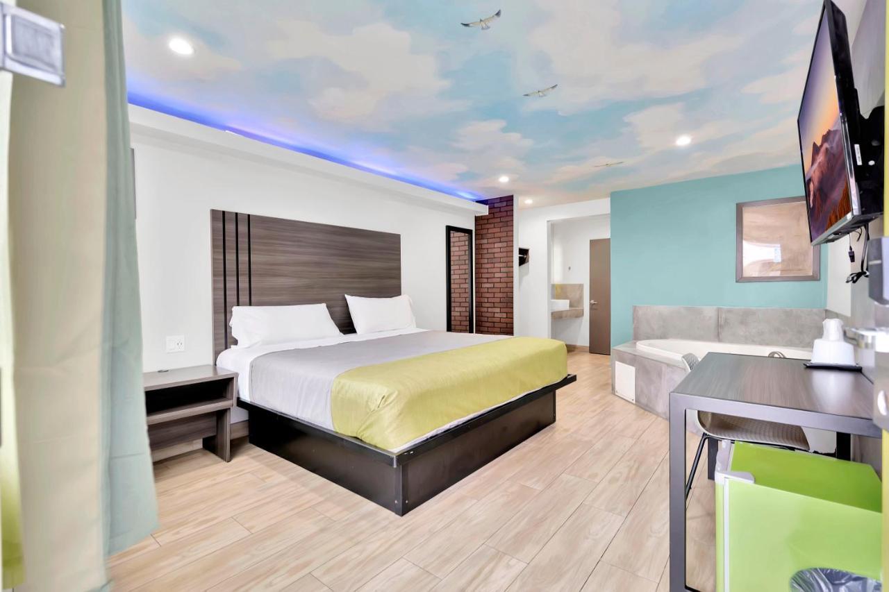 Exclusivo Inn And Suites Lakewood Exterior foto